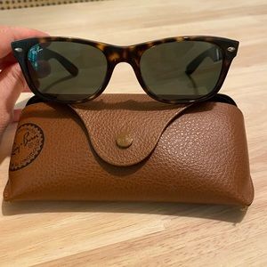 Ray Ban tortoise wayfarer